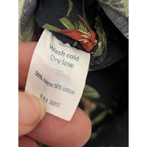 Marine Layer Short Sleeve Button Up Shirt Men's Large Blue Red Popover Hawaii. V - Picture 6 of 6